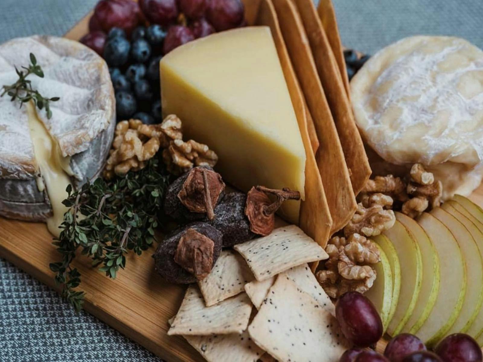 Aireys Inlet a coastal hamlet with the familiar curves of