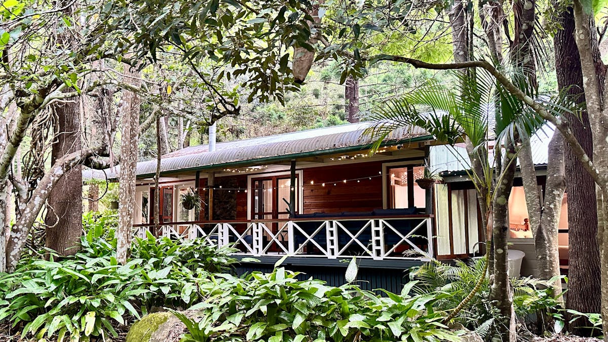 Creekside Cottage