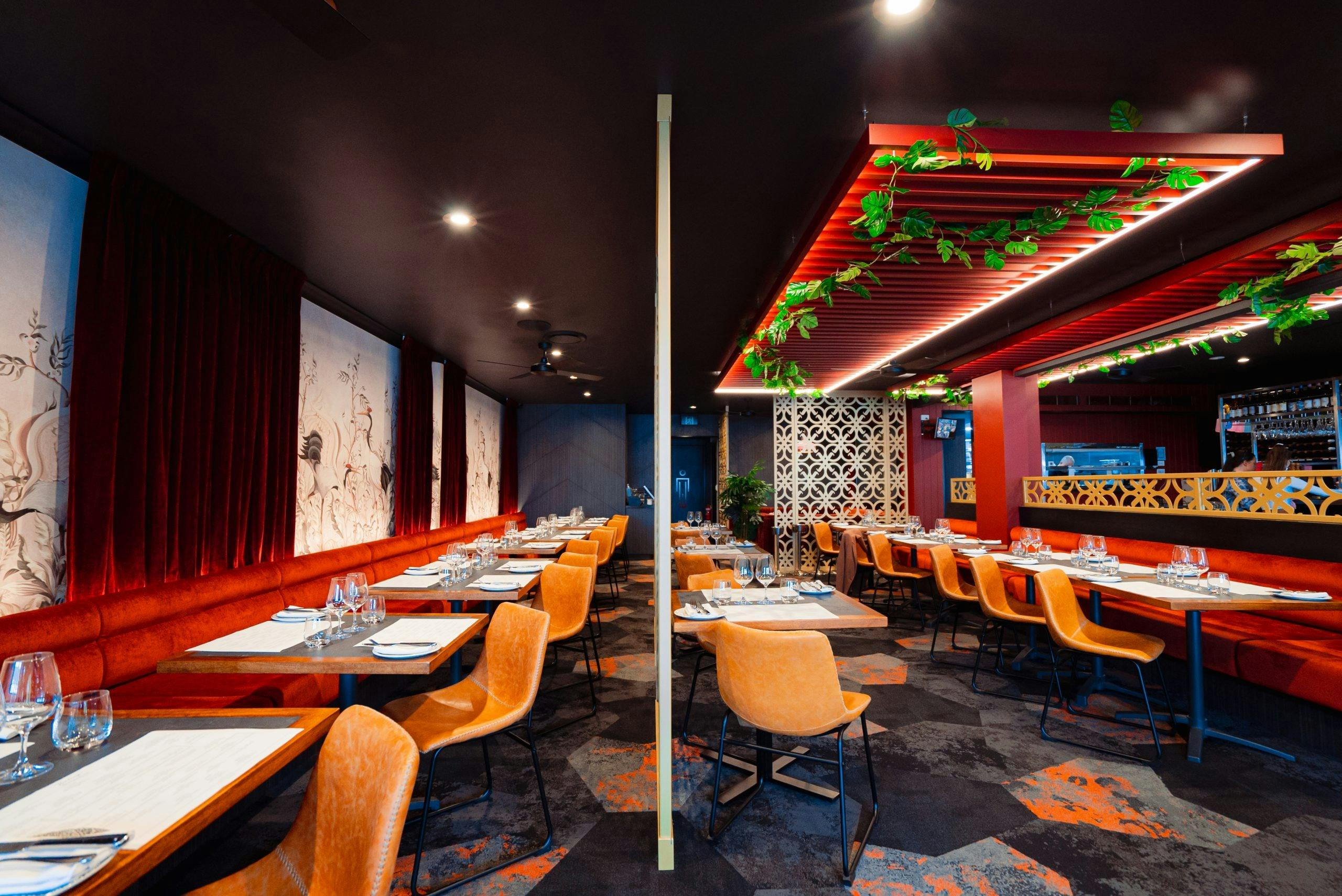 Birdcage Dining Room and Garden Bar