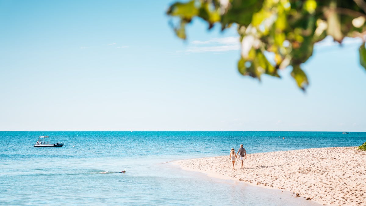 green island beach walk