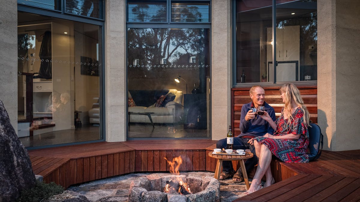 Just you, nature & the stars around your personal, secluded firepit - 12 kilometres from Stanthorpe