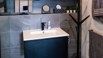 Eagle Peak Tiny Abode