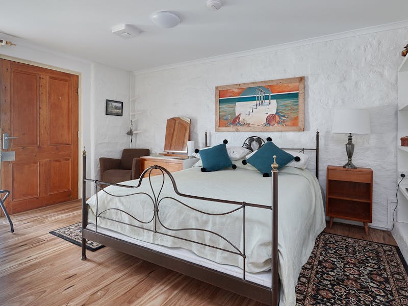 Flinders Island Gourmet Retreat at Cooma House