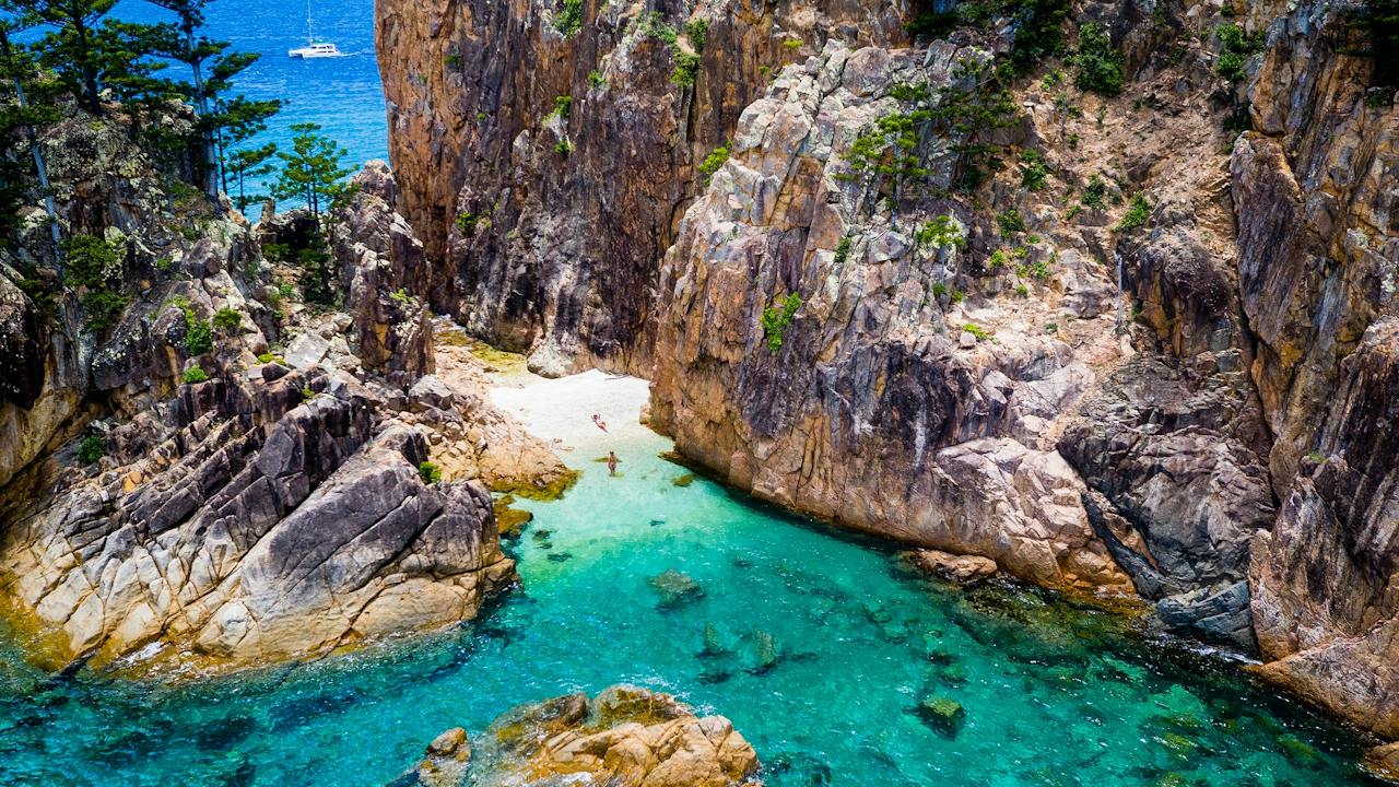 Blue Pearl Bay