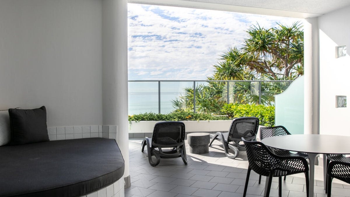 Luxury Noosa Apartment, best accommodation with stunning beach and ocean views.