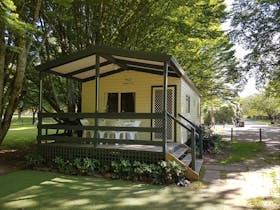 river cabin caravan park riverfront Jamieson mtbuller  river jamiesonriver campsite