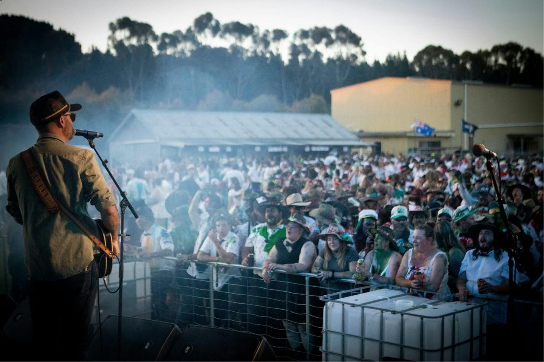 band and crowd