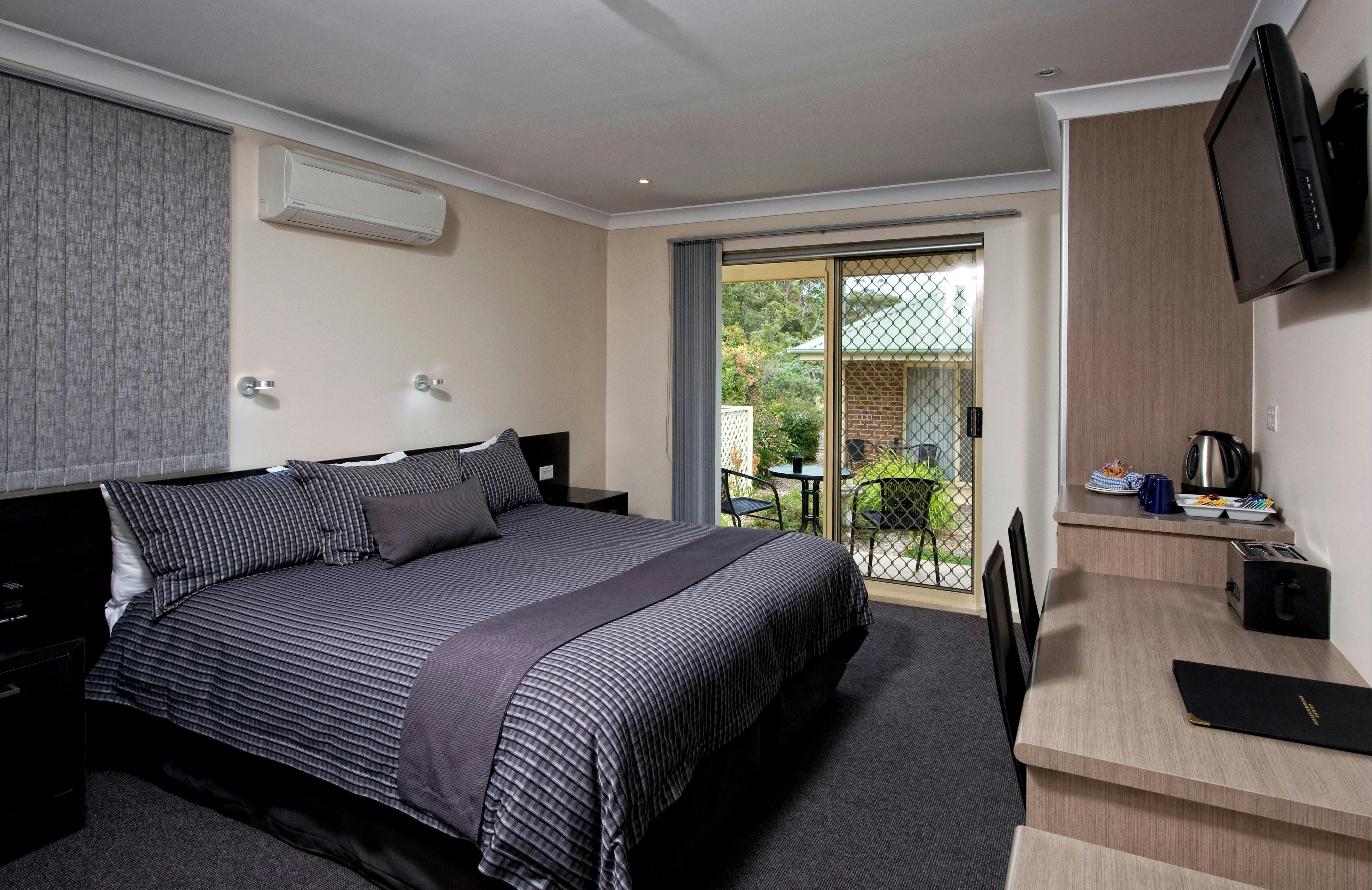 Standard Spa Room