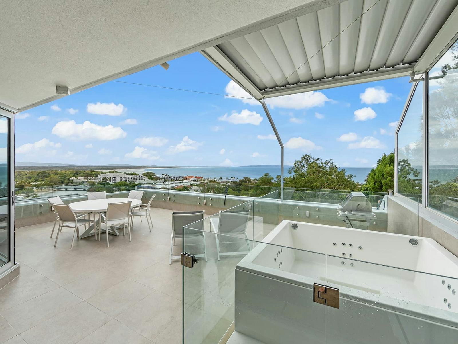 Private Outdoor Balcony Private Outdoor Balcony