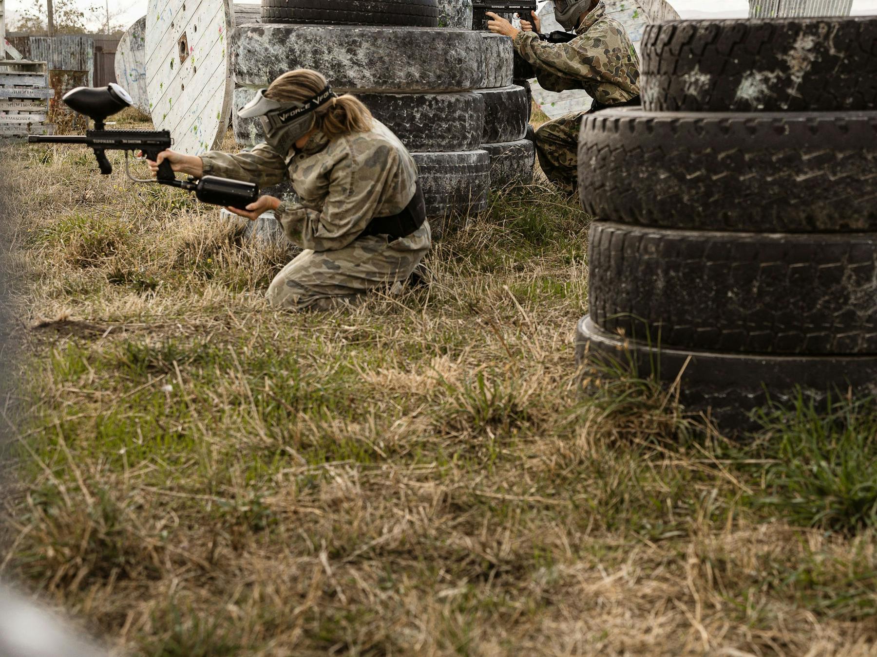 Players aiming at their targets