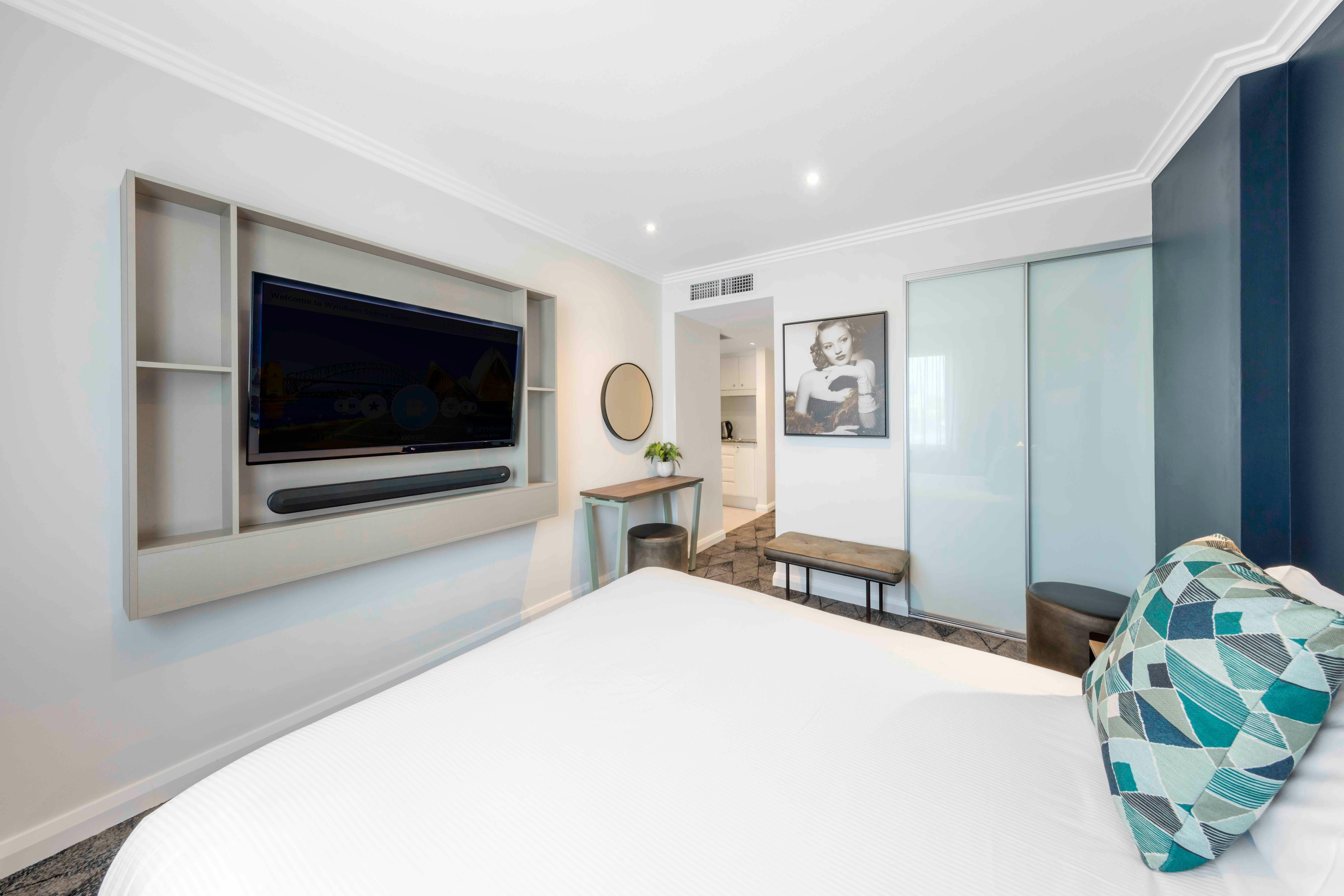 디럭스 스튜디오