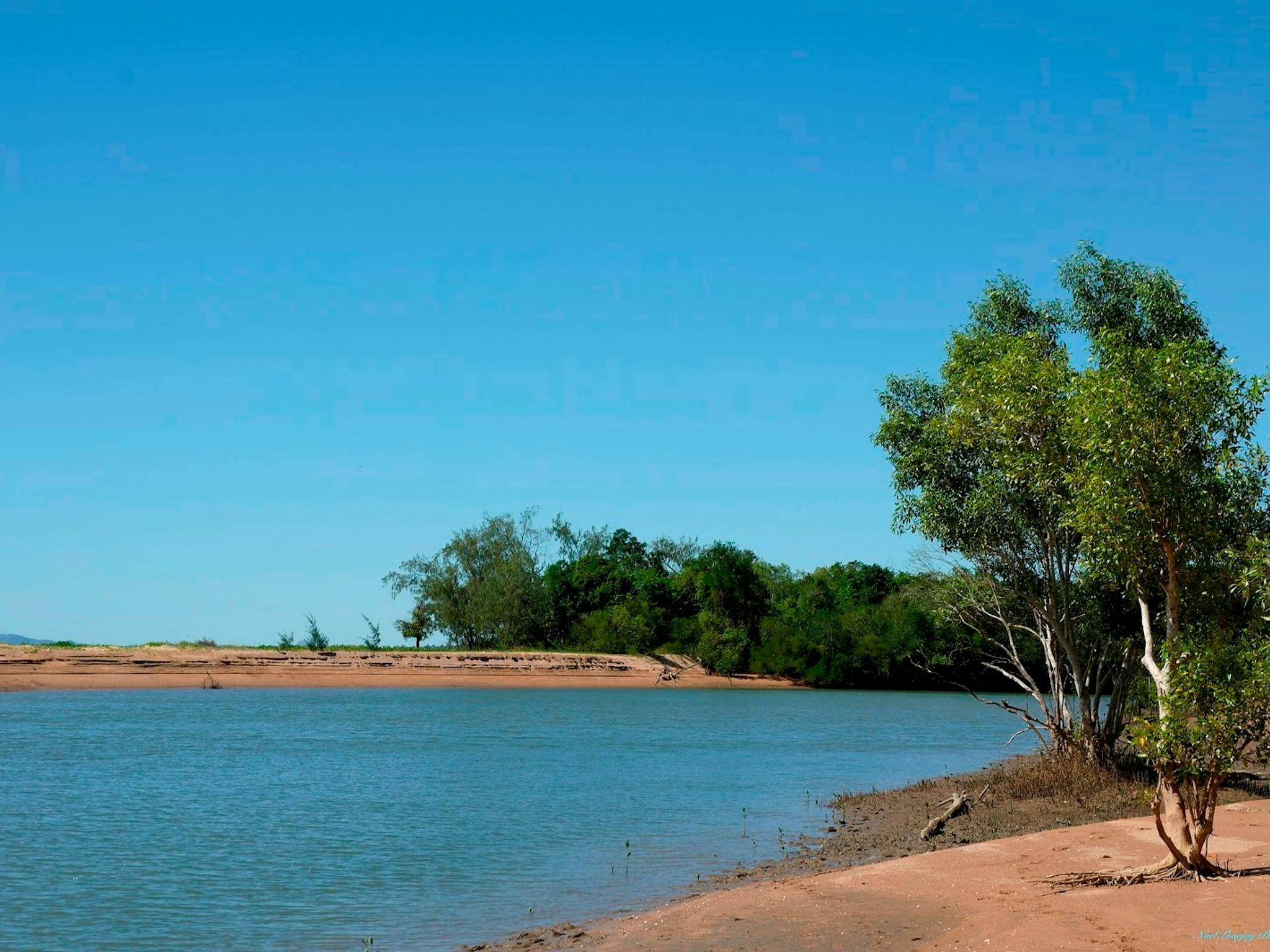 Toomulla Beach Tropical Coast Tourism