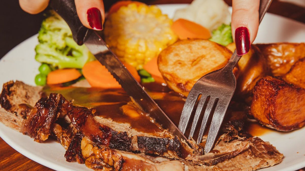 Roast meat and vegetables