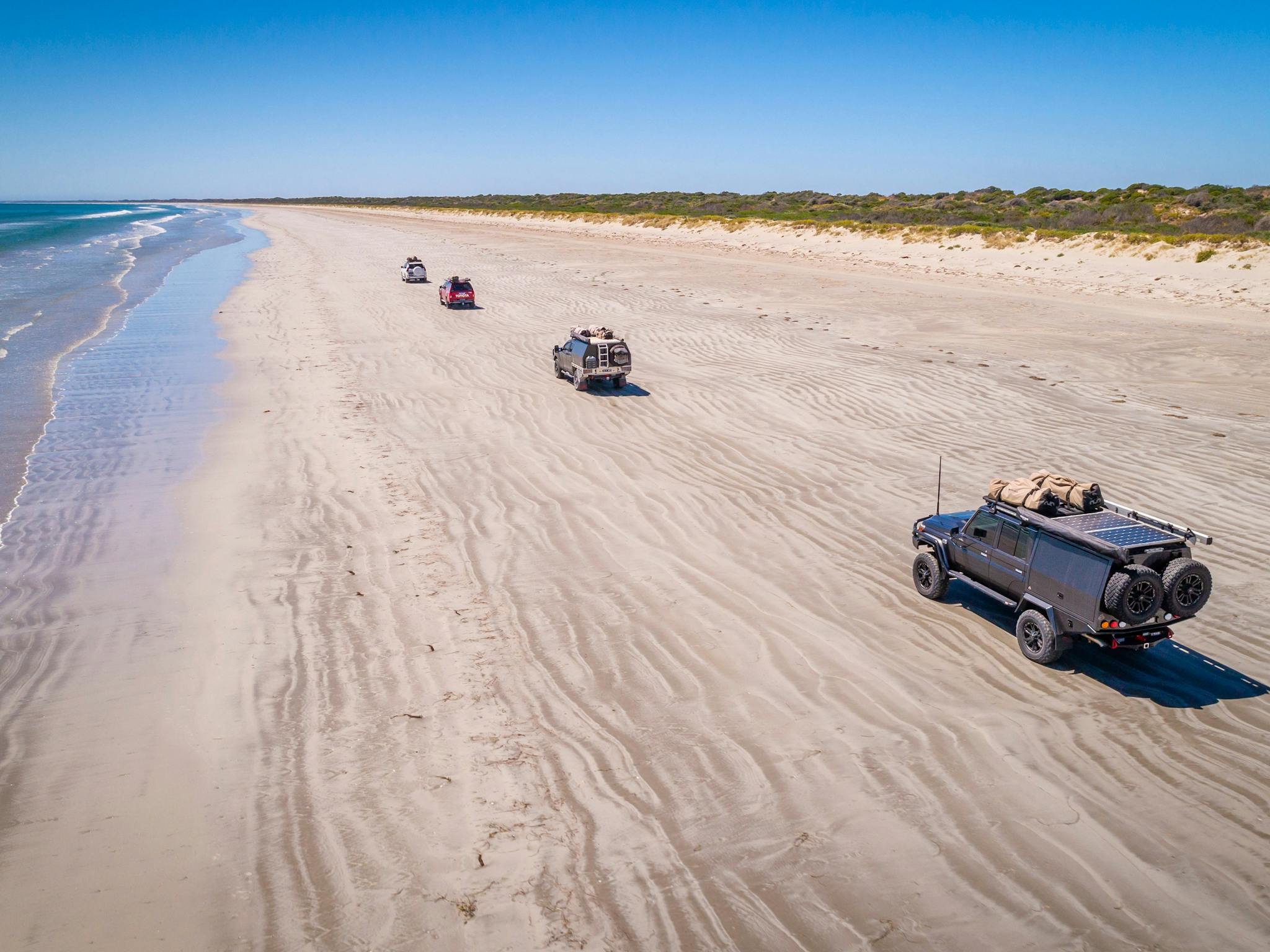 Long Beach, Robe
