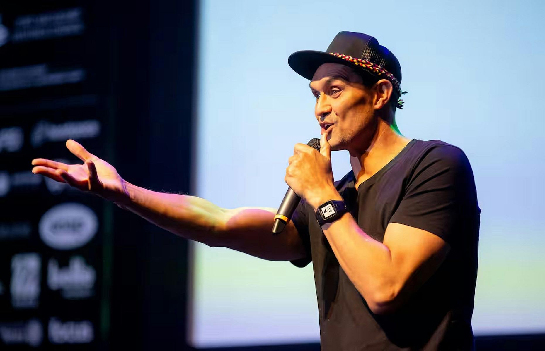 andy_saunders_comedian
