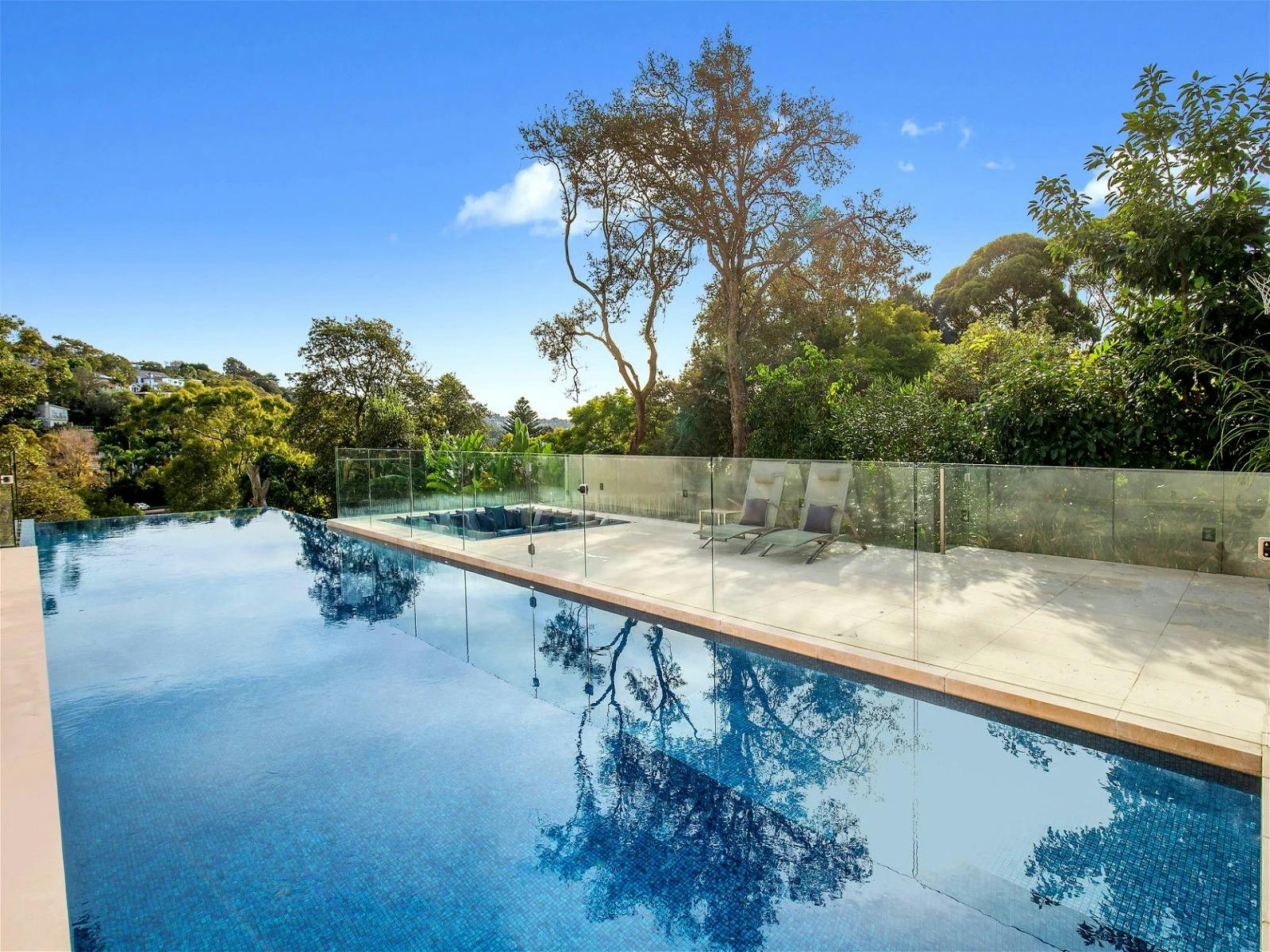 a spectacular 22 meter swimming pool