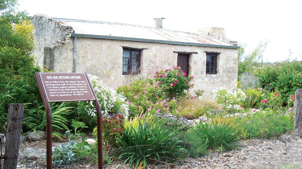 Early Settlers Cottage - Keith