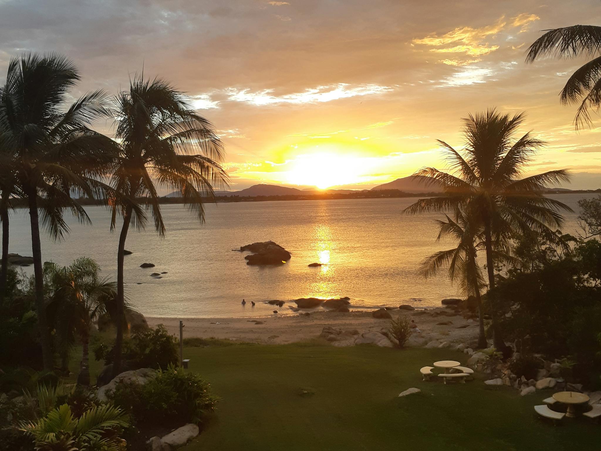 Experience breathtaking Sunsets Experience breathtaking Sunsets
