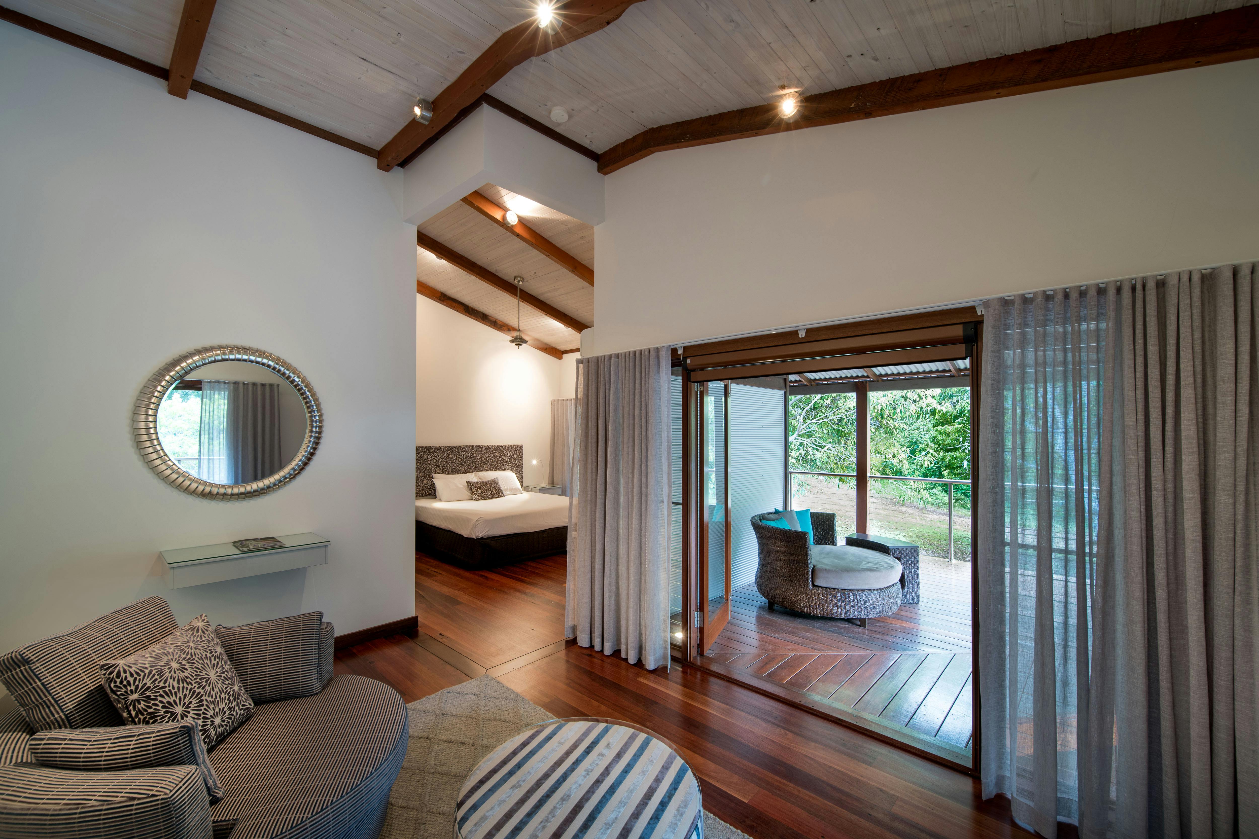 Deluxe Orchard Suite