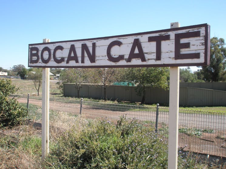 Bogan Gate