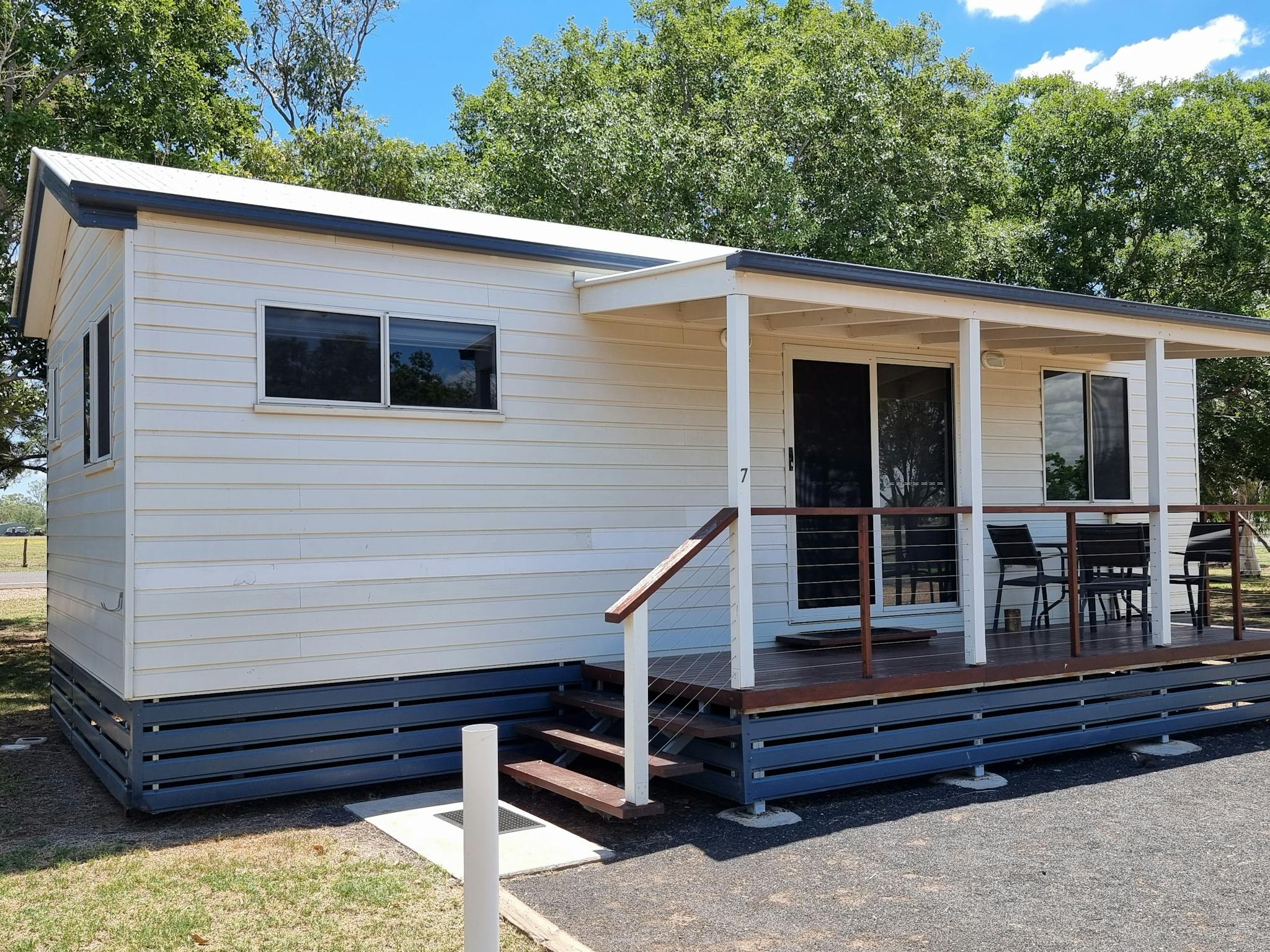 2 bed/2 bath cabin 2 bed/2 bath cabin
