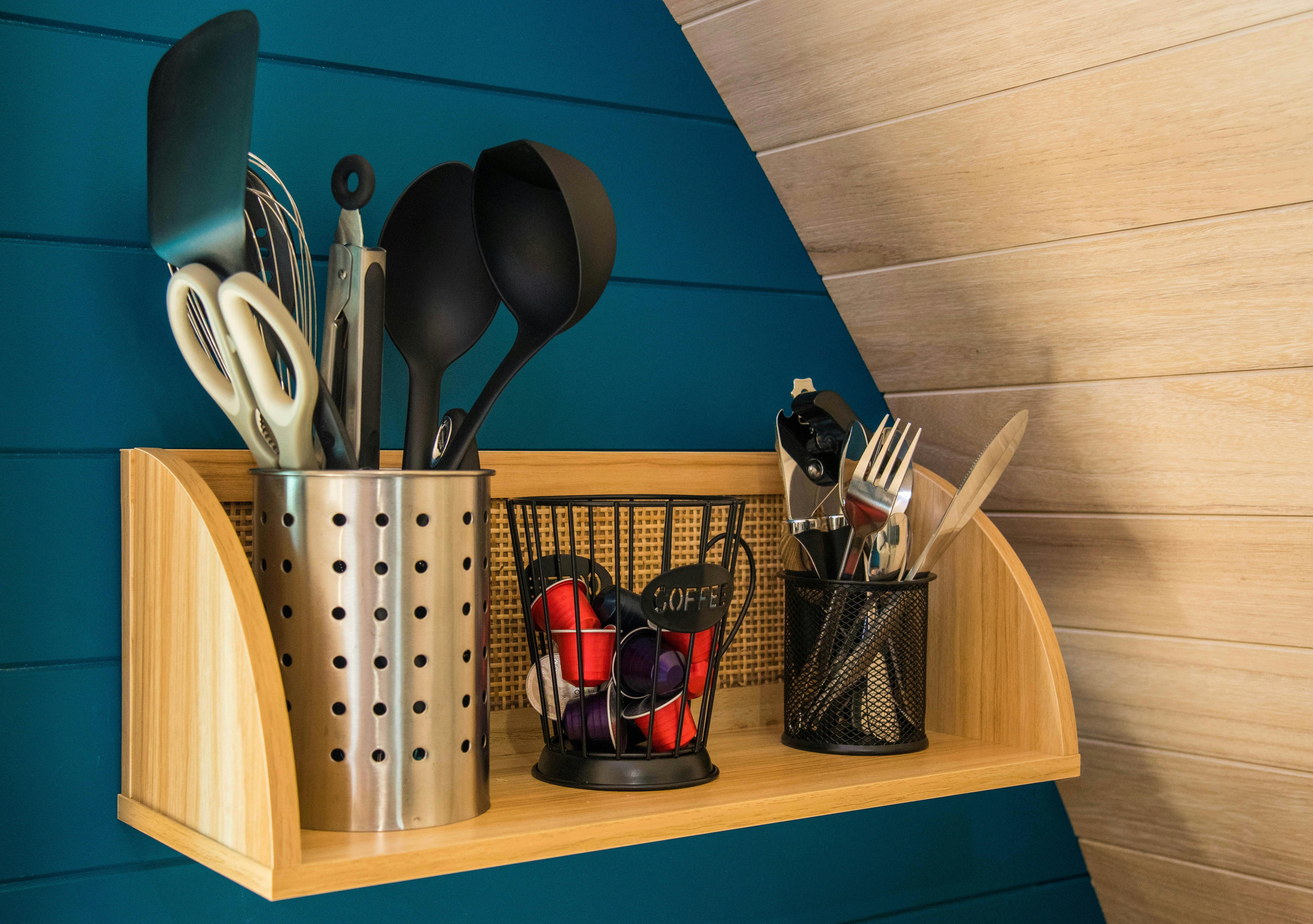 Cutlery, utensils & coffee pods