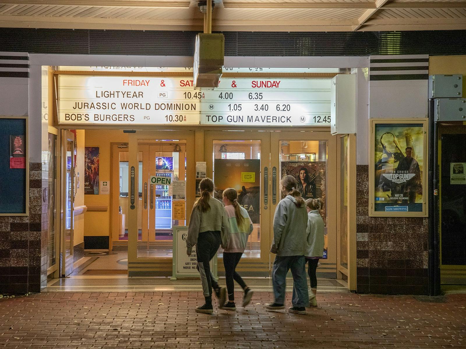 Victa Cinema