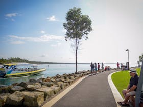 Round the Bay Walking Track: Huskisson to Vincentia