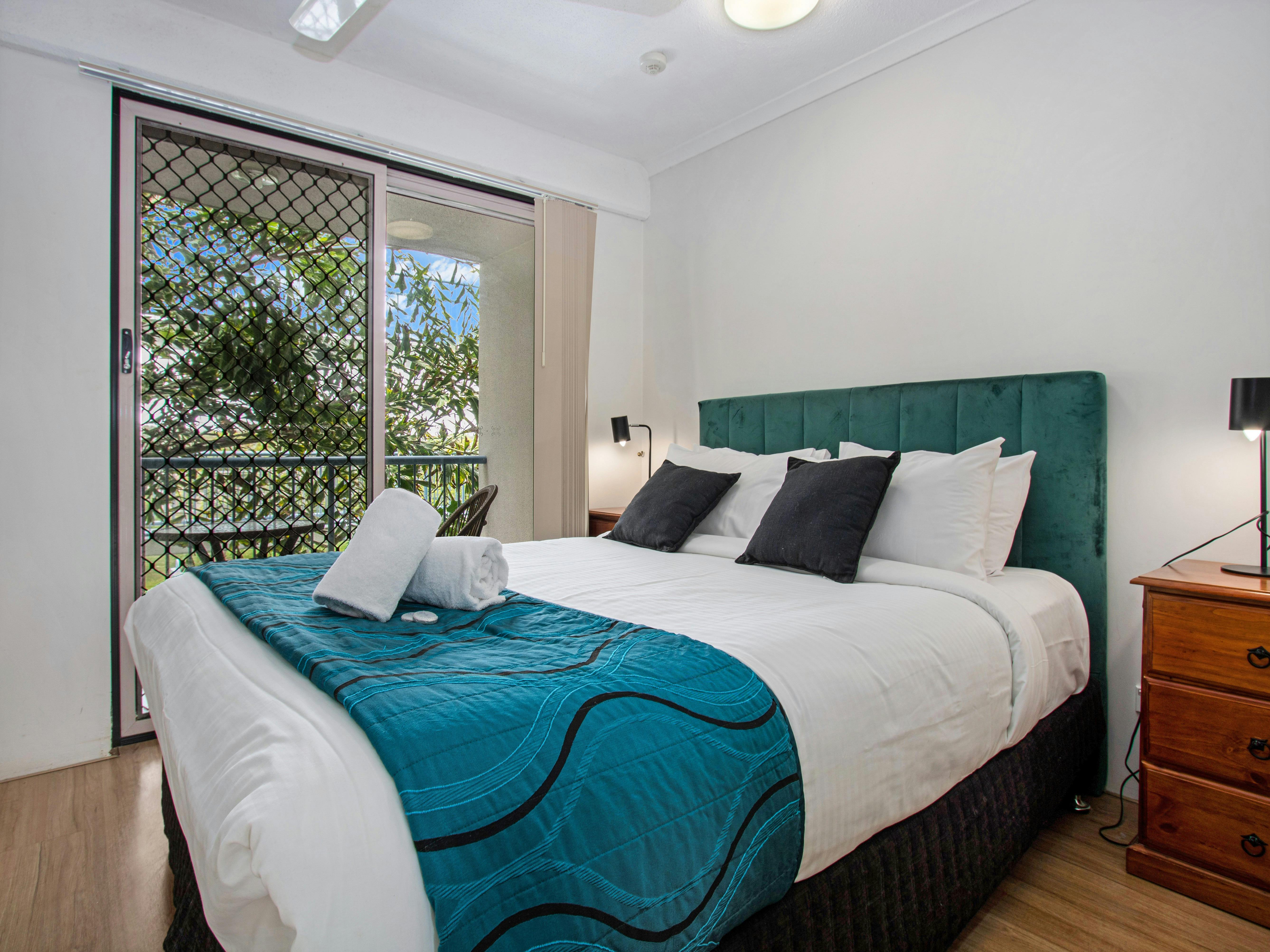 1 Bedroom Apartments
