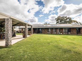 9 Crawford Cresent Mannum - River Shack Rentals
