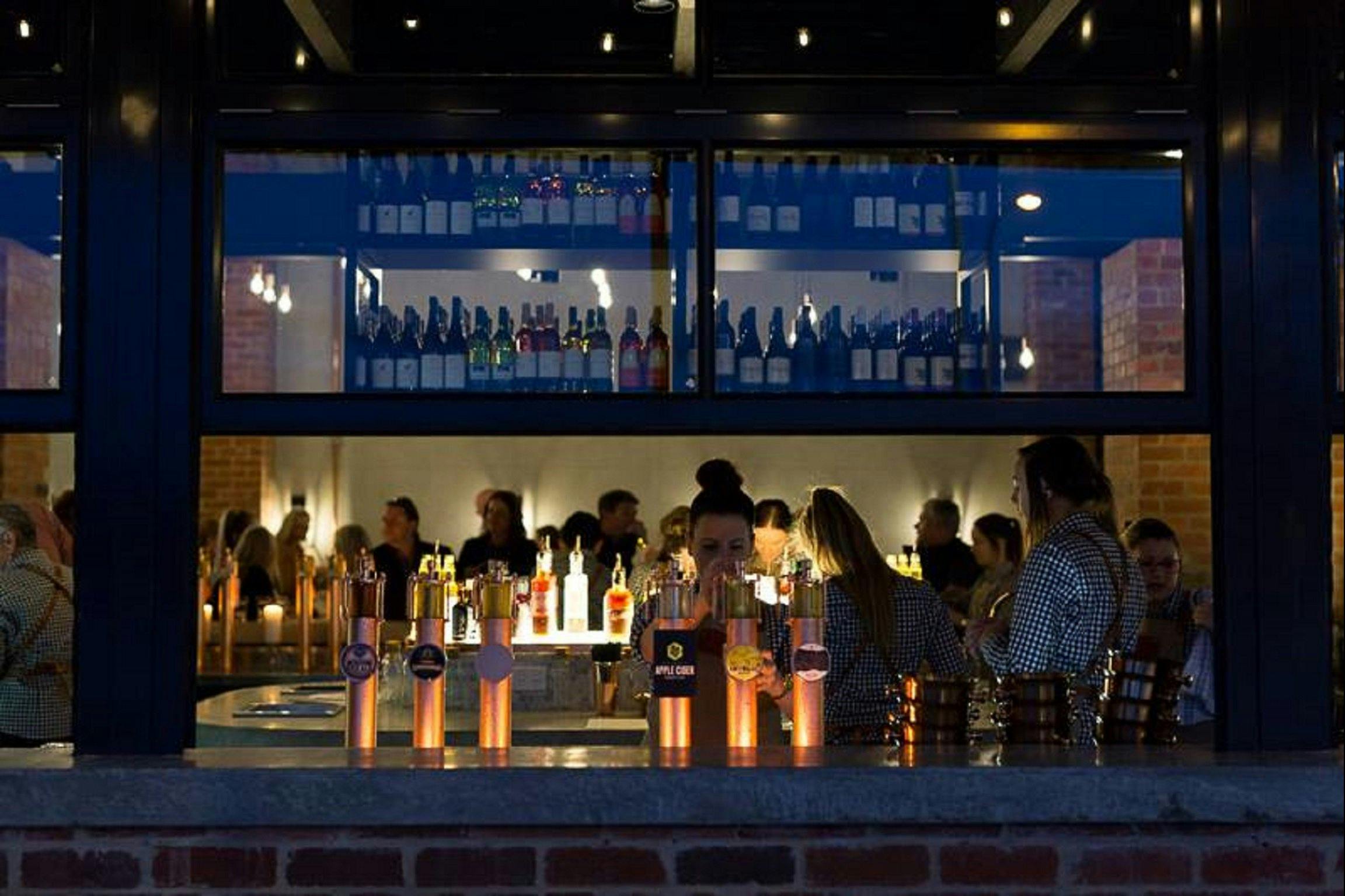 Small's Bar