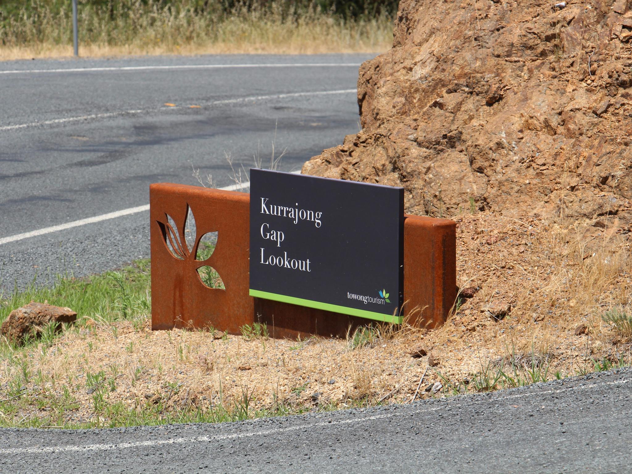 Kurrajong Gap Lookout - Bethanga