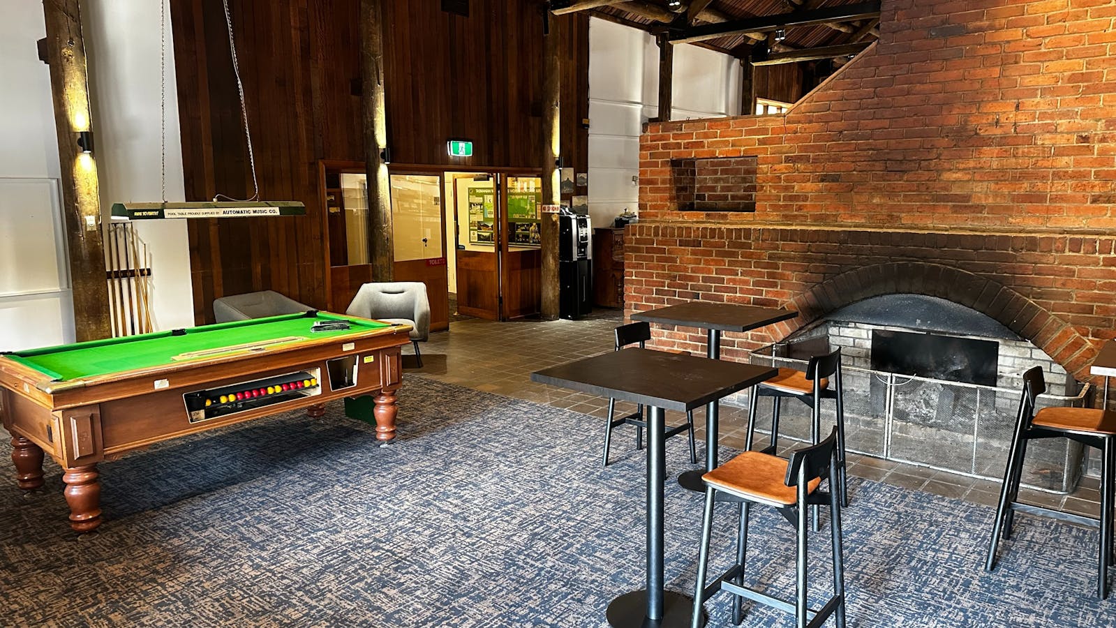 Derwent Bridge Wilderness Hotel