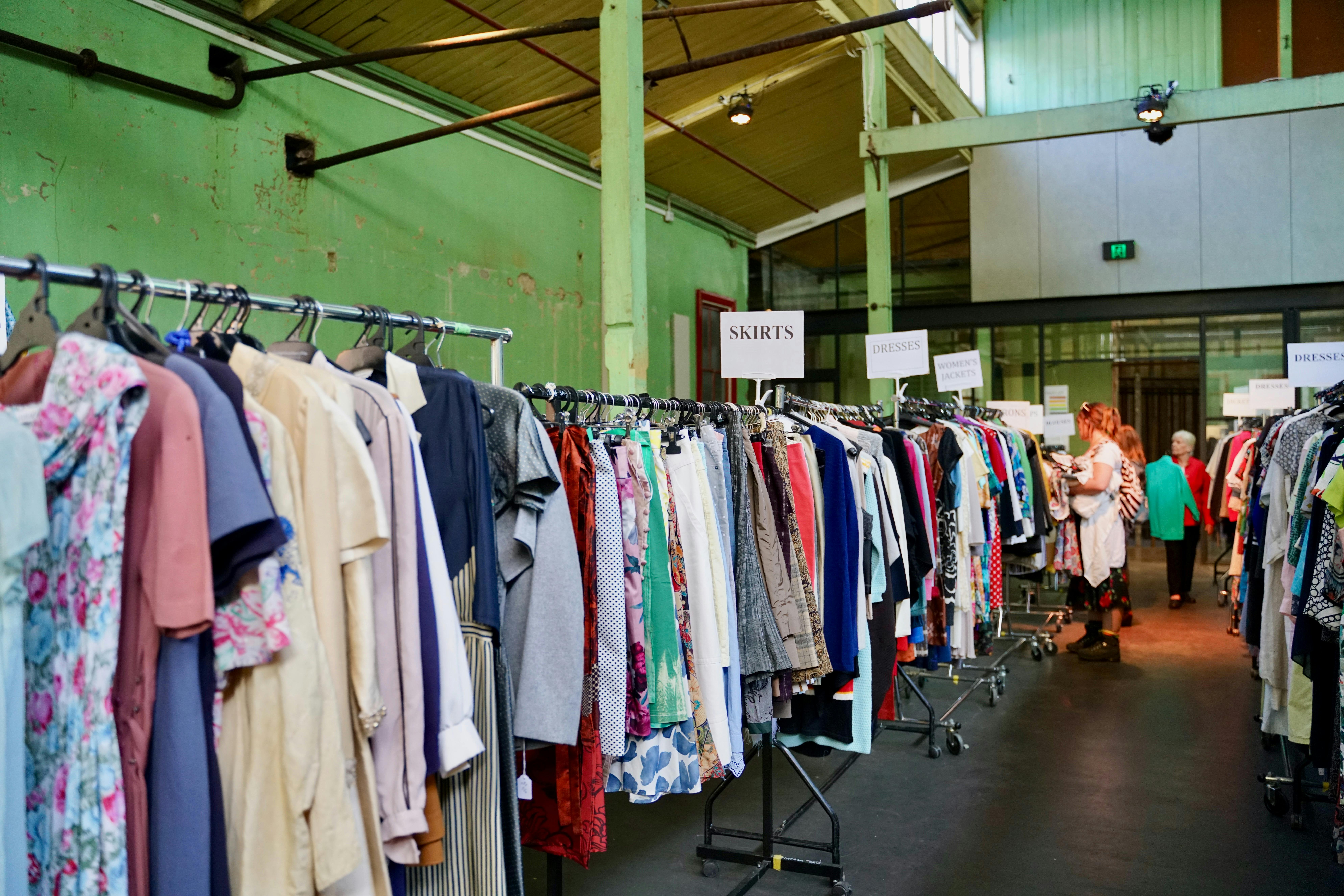 2023 Vintage Clothing Sale