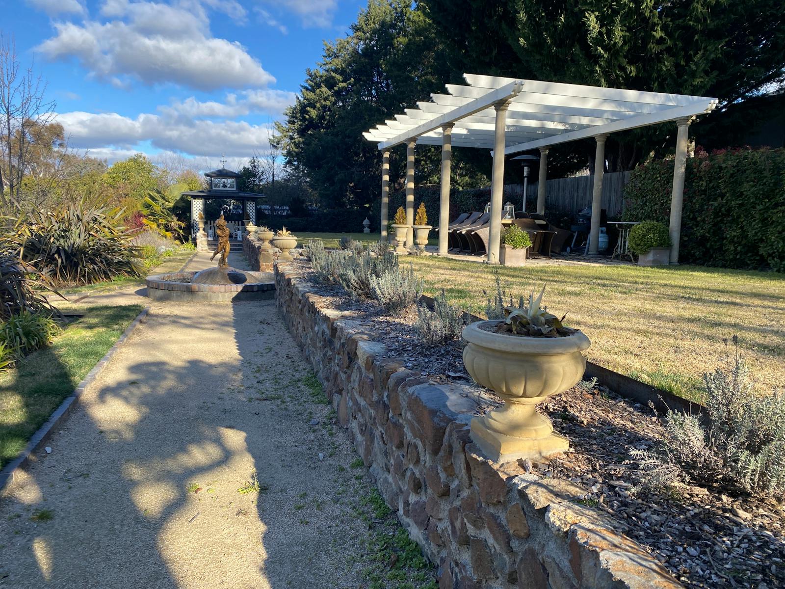 Image for New England Spring Garden Trail – Uralla Gardens