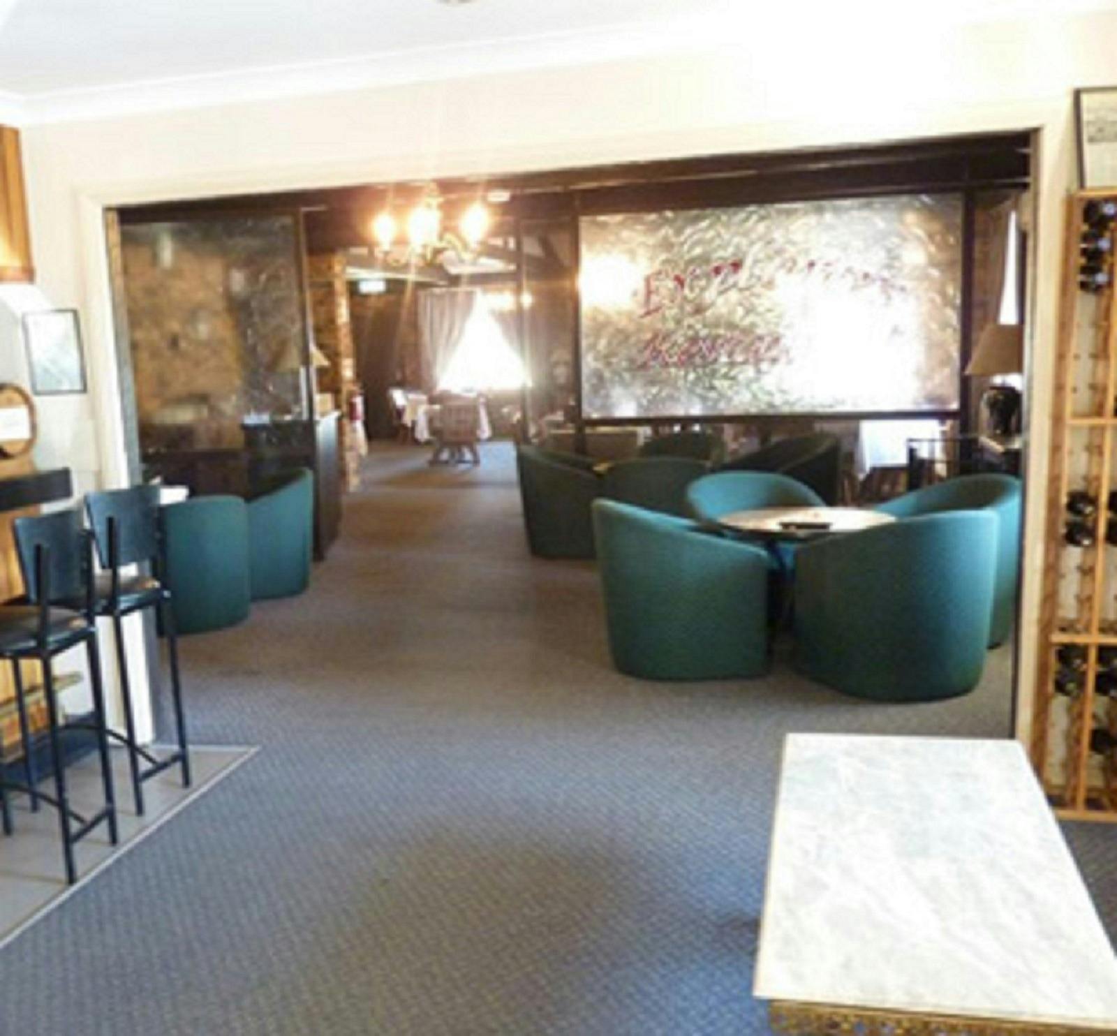 Explorers Restaurant - Burke and Wills Motor Inn Moree