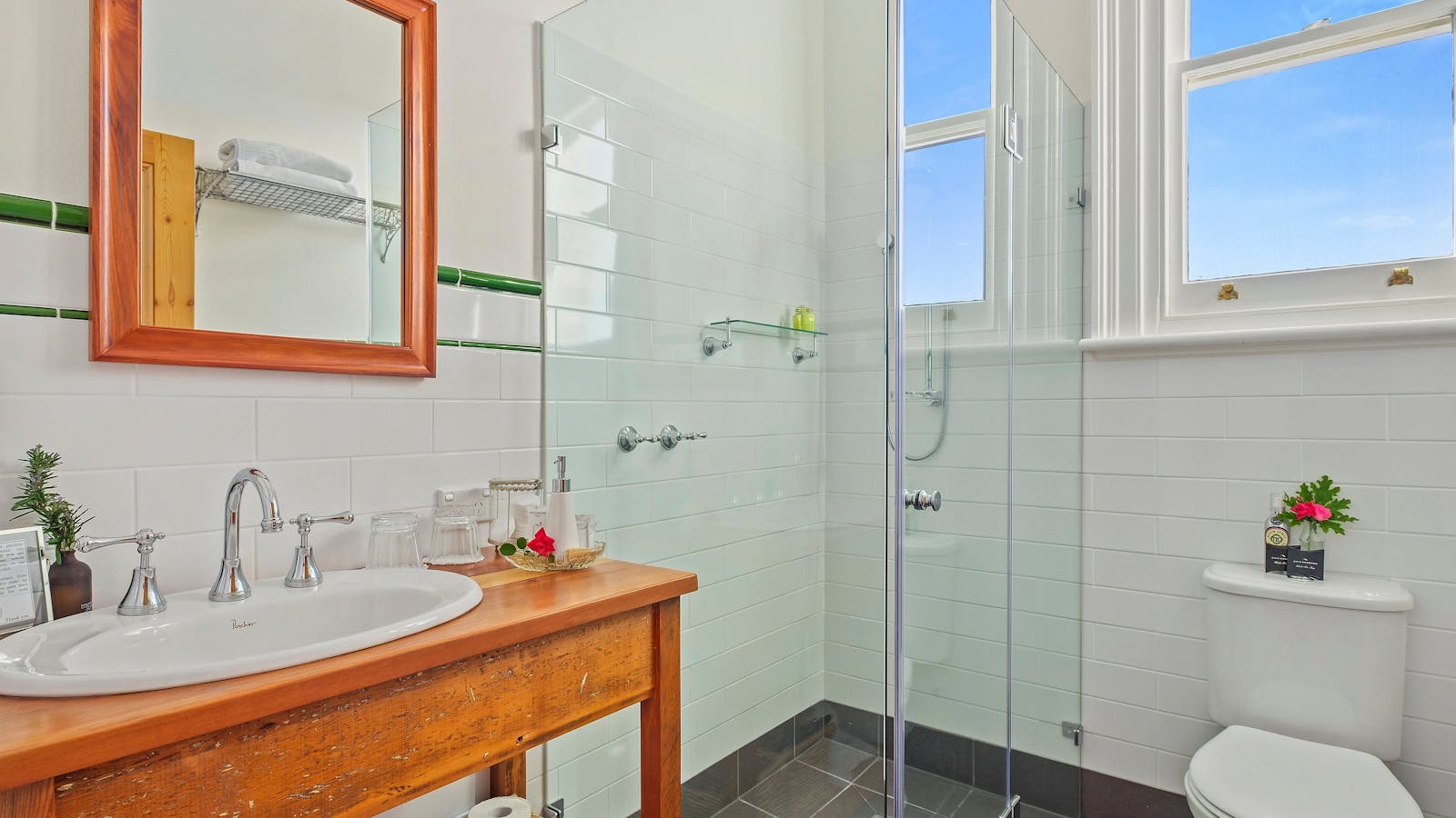 Cygnet Old Bank Franc Bathroom