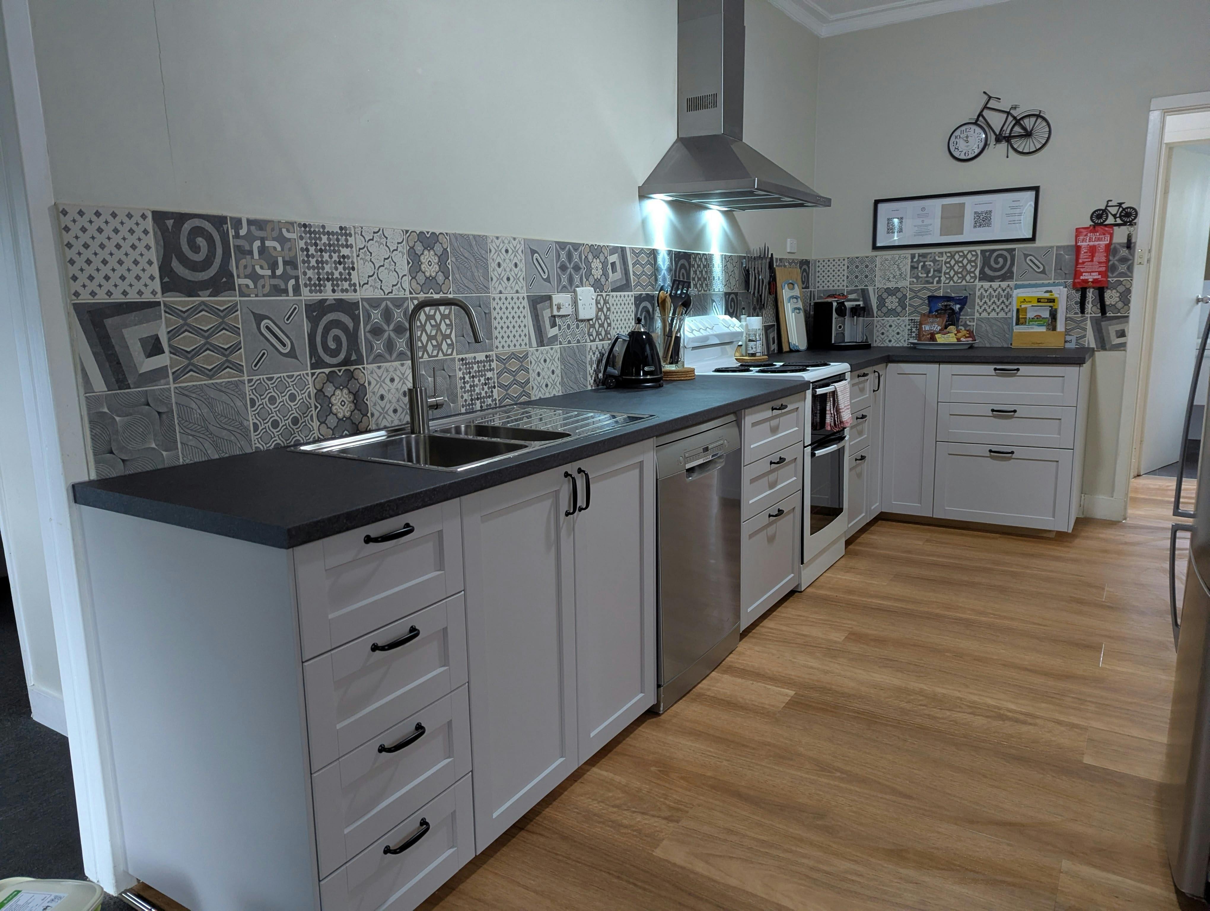 Kitchen, full stove, fridge, microwave and dishwasher