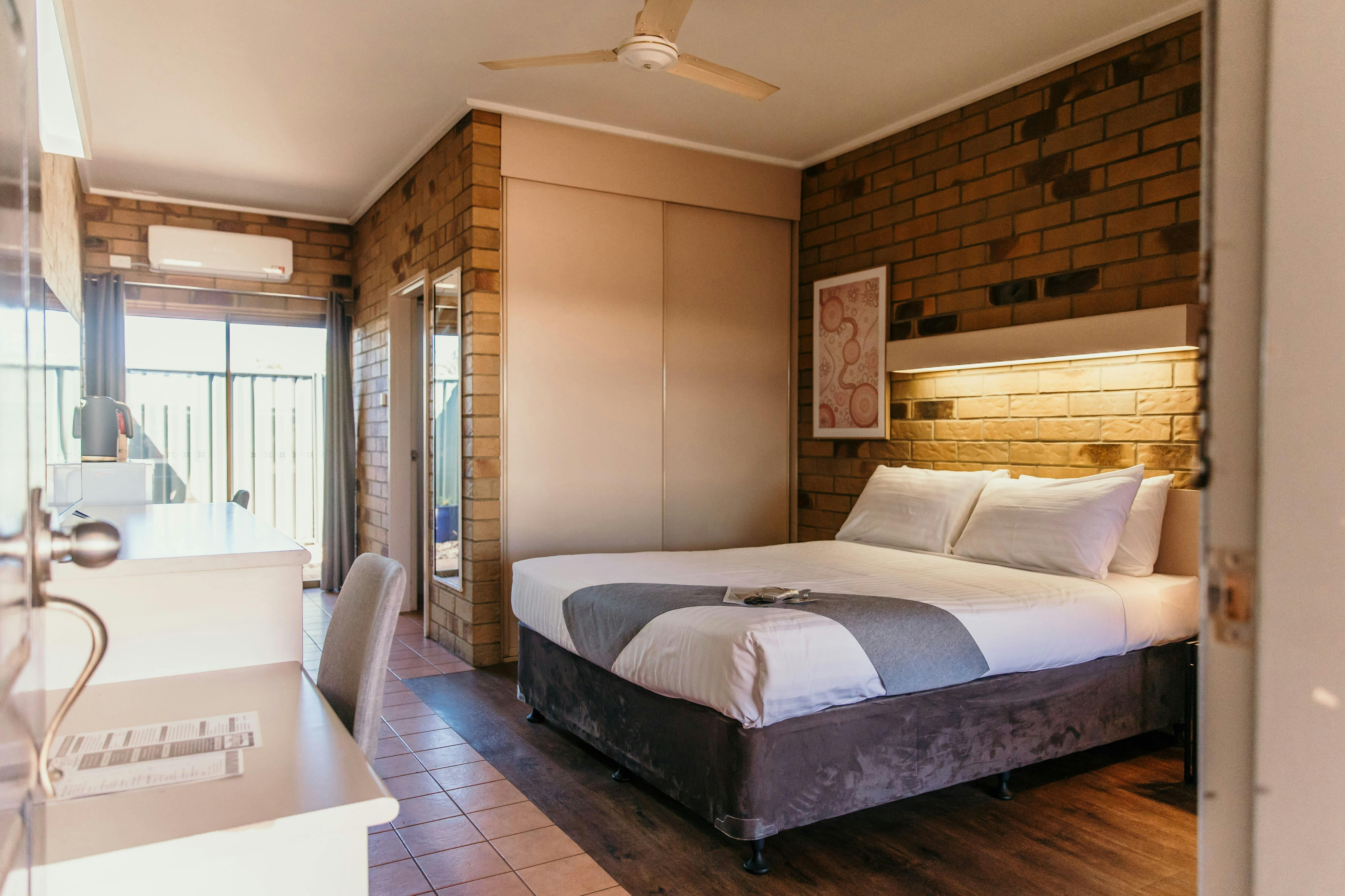 Queen Room view of whole room