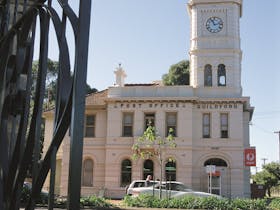 Guildford Post Office