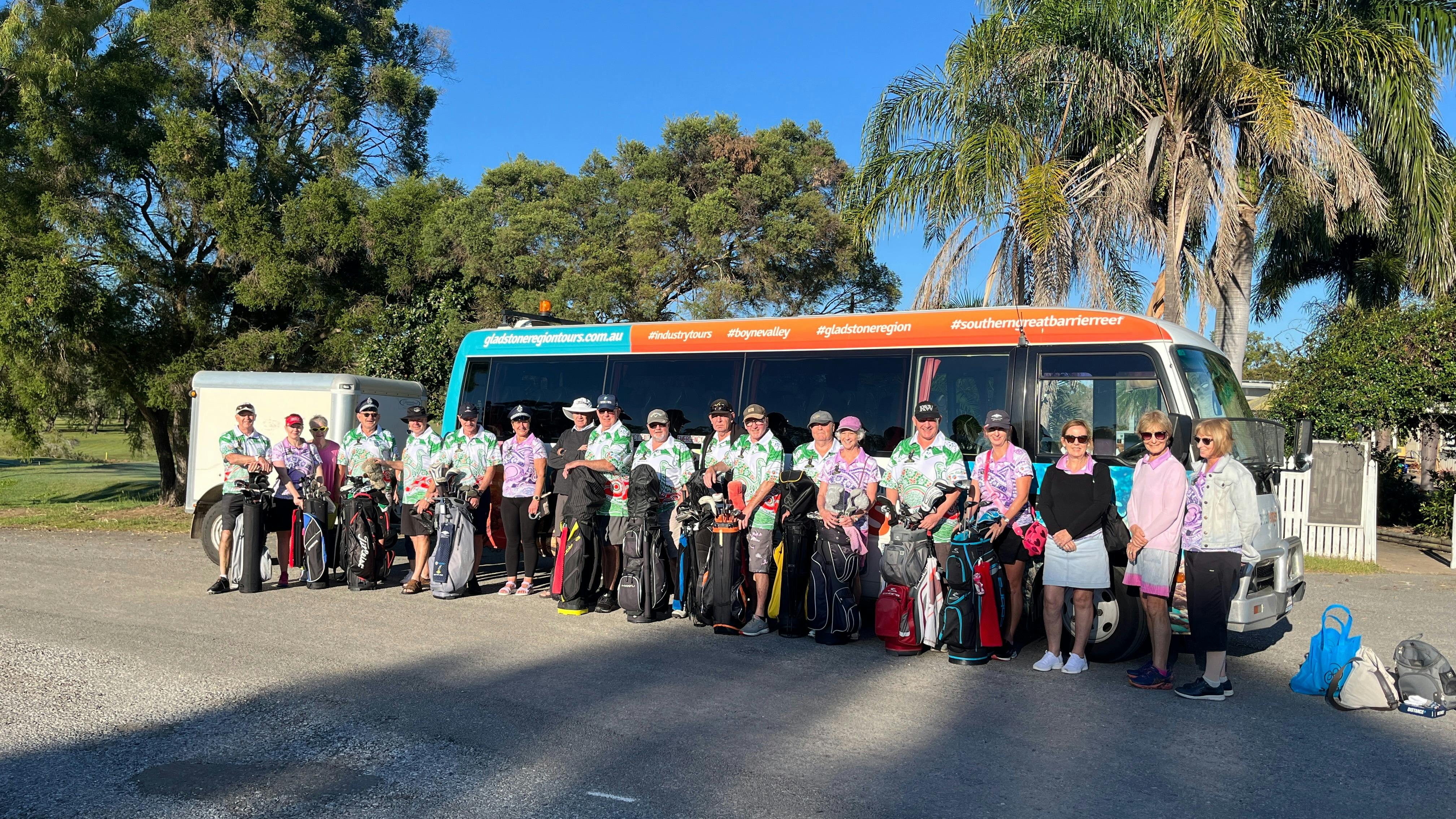 A group from Wellington area in NZ came over to play golf and experience our hospitality .