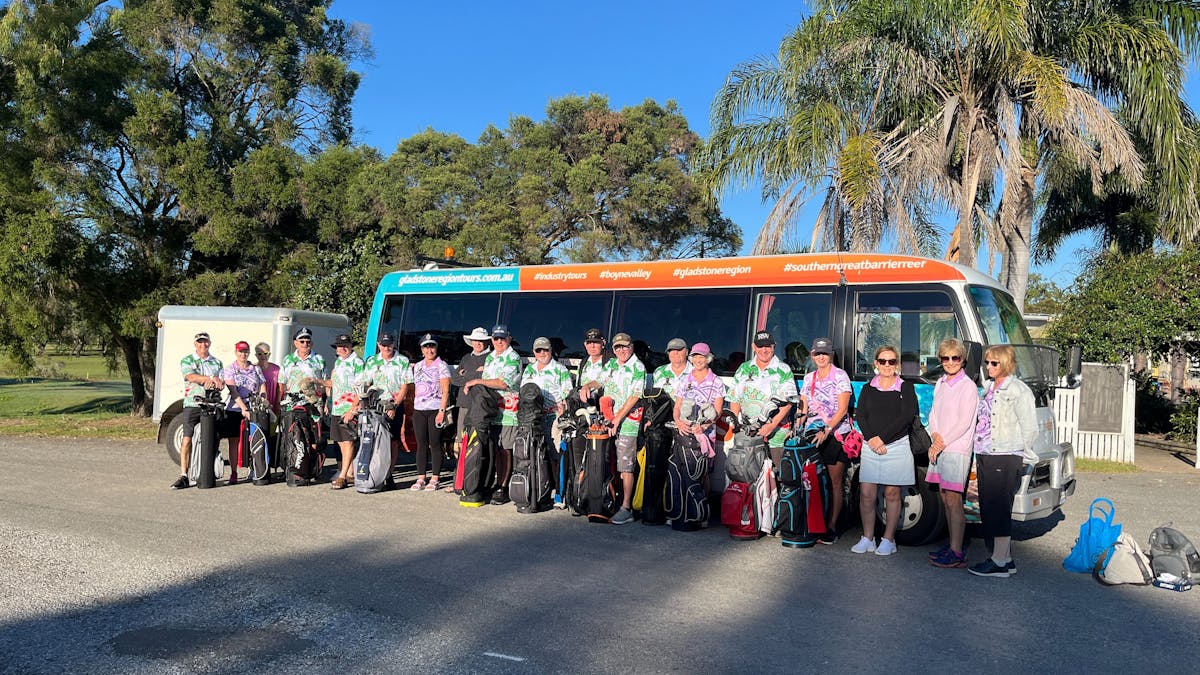 A group from Wellington area in NZ came over to play golf and experience our hospitality .