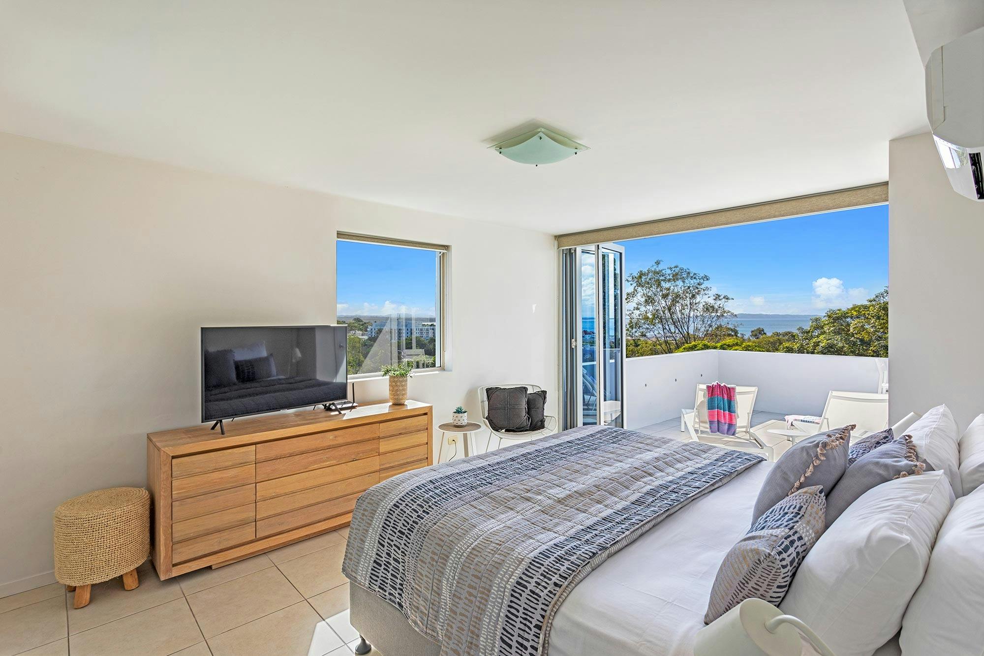 Apartment 4 3 Bedroom  Ocean View
