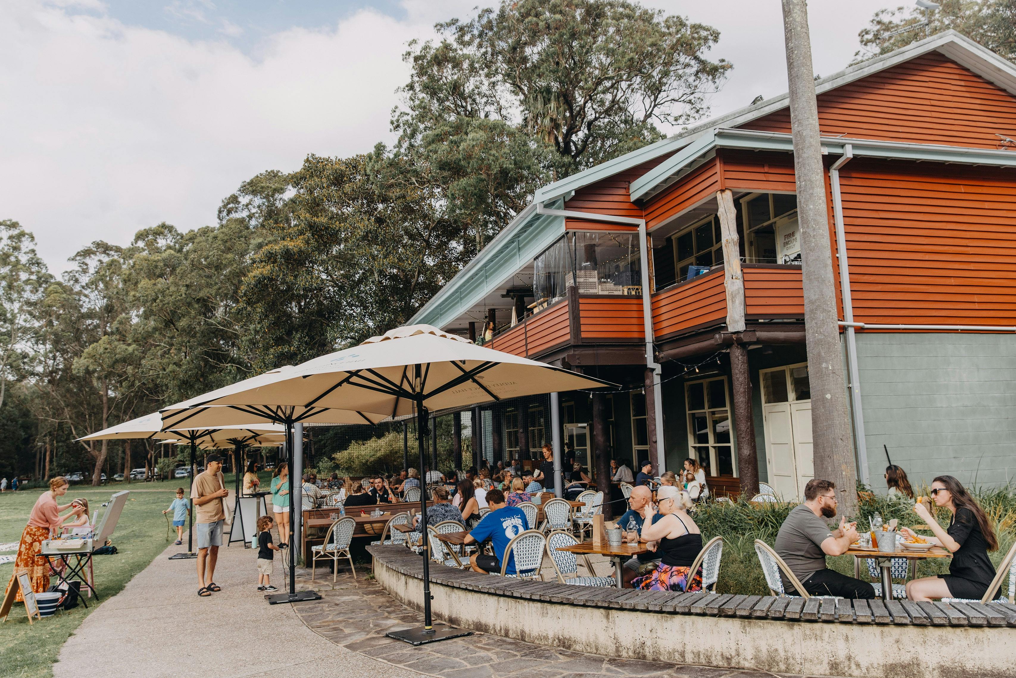 Cafe over looking Royal National Park with outdoor undercover seating