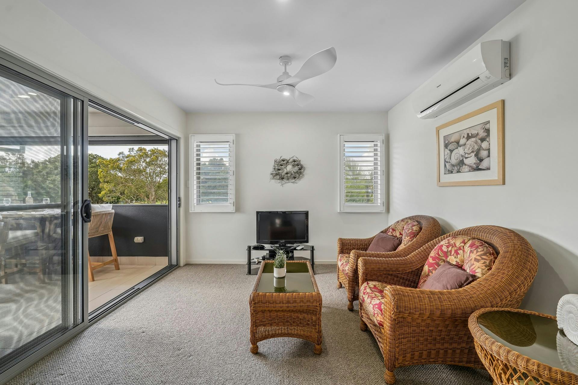 Living area Franks