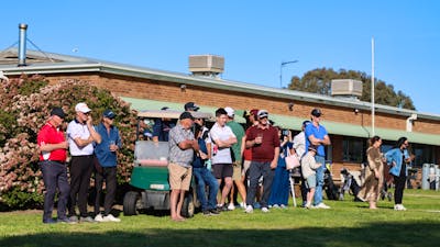 Spectators at the 2025 World Sand Greens Championship