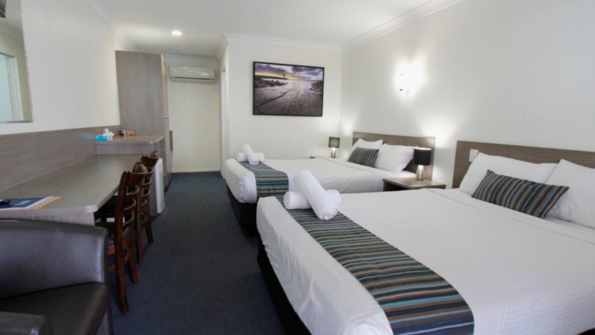 Executive Queen Twin Room