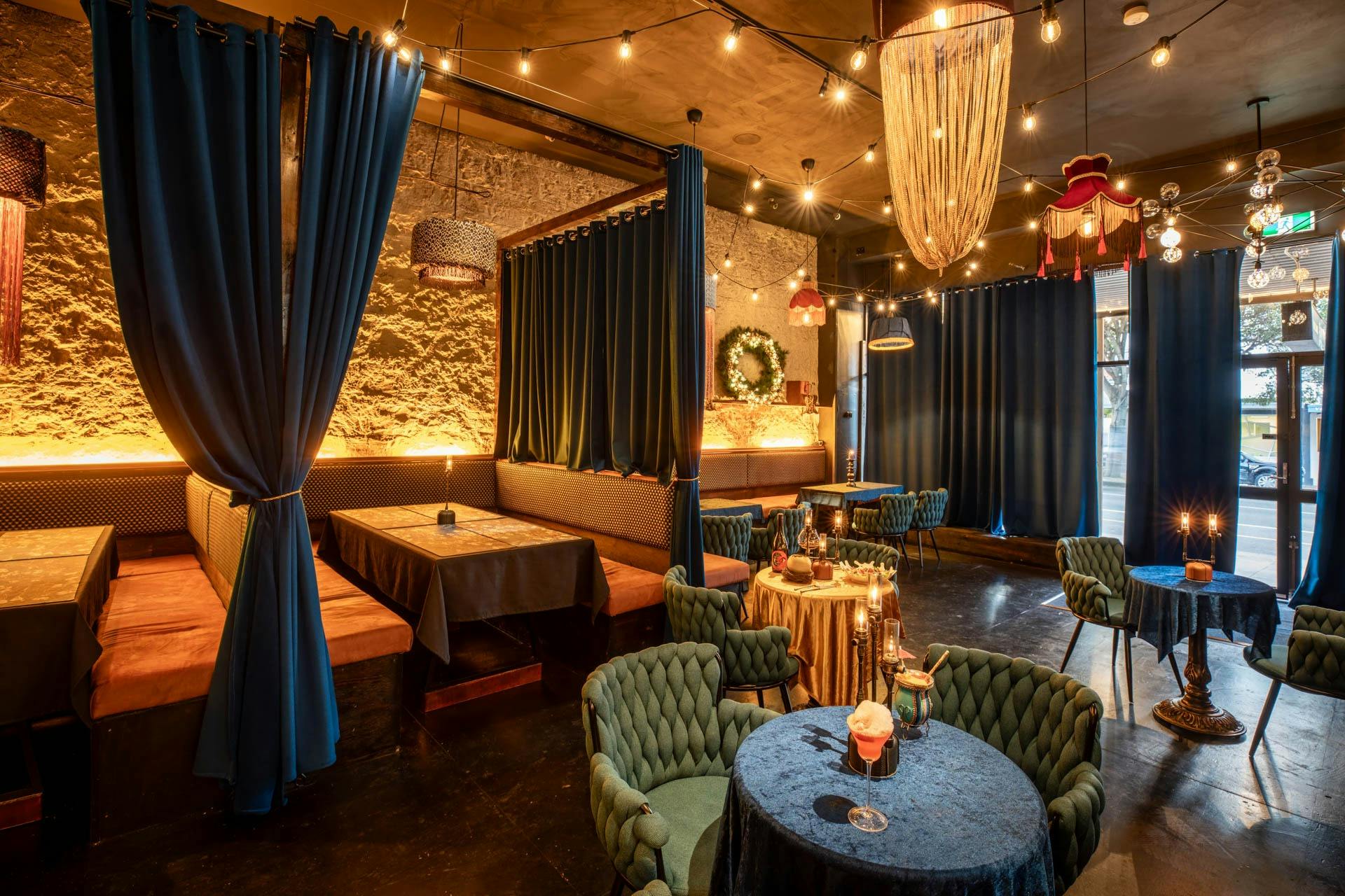 Curiosity by the Glass