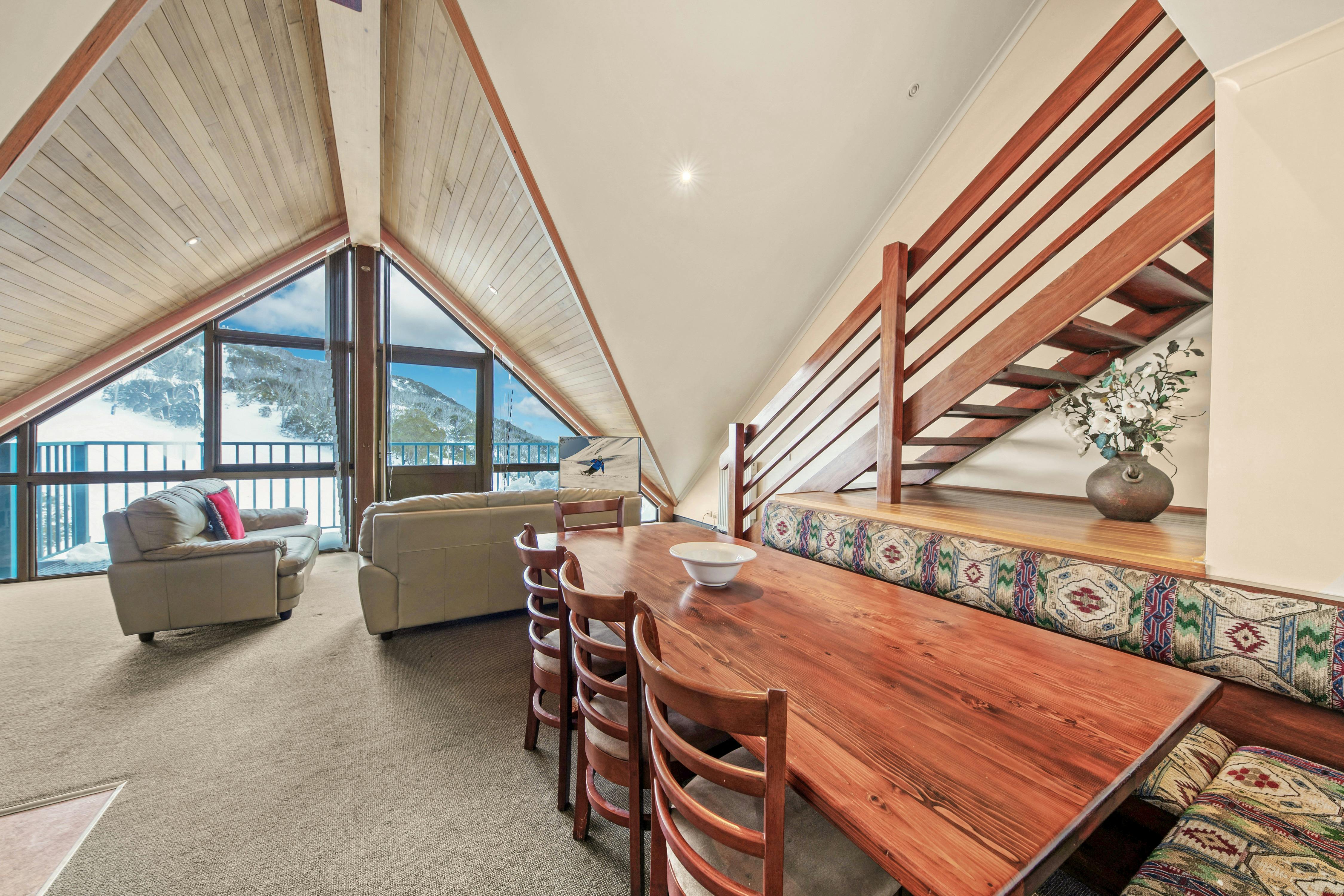 Penthouse Living/dining room