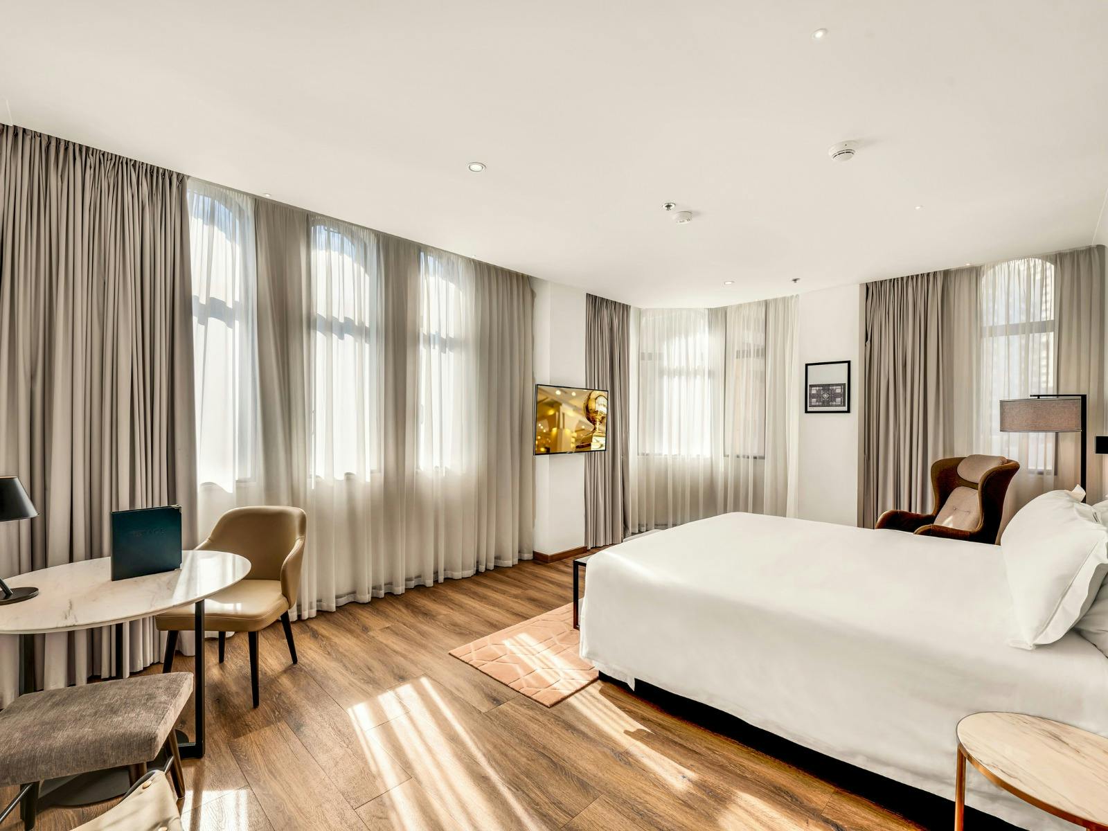 시그니처 프리미엄 코너 킹 룸